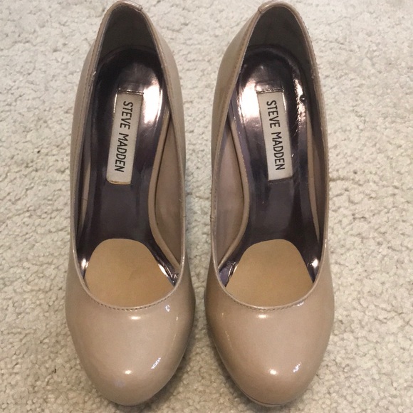 Nude Steve Madden Heels - Picture 2 of 4